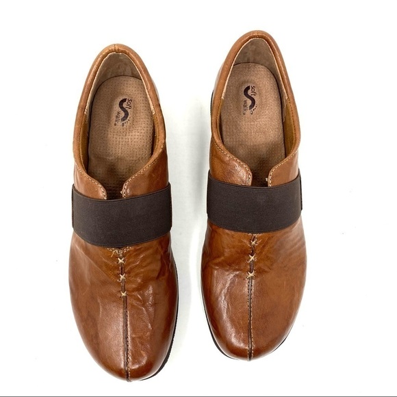 SoftWalk Tanner Too cognac leather slip on comfort shoes - Picture 4 of 6